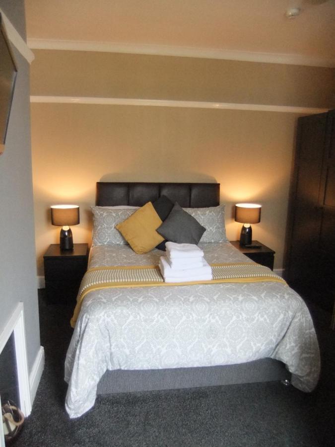Apartamento Dewsbury House Blackpool Exterior foto
