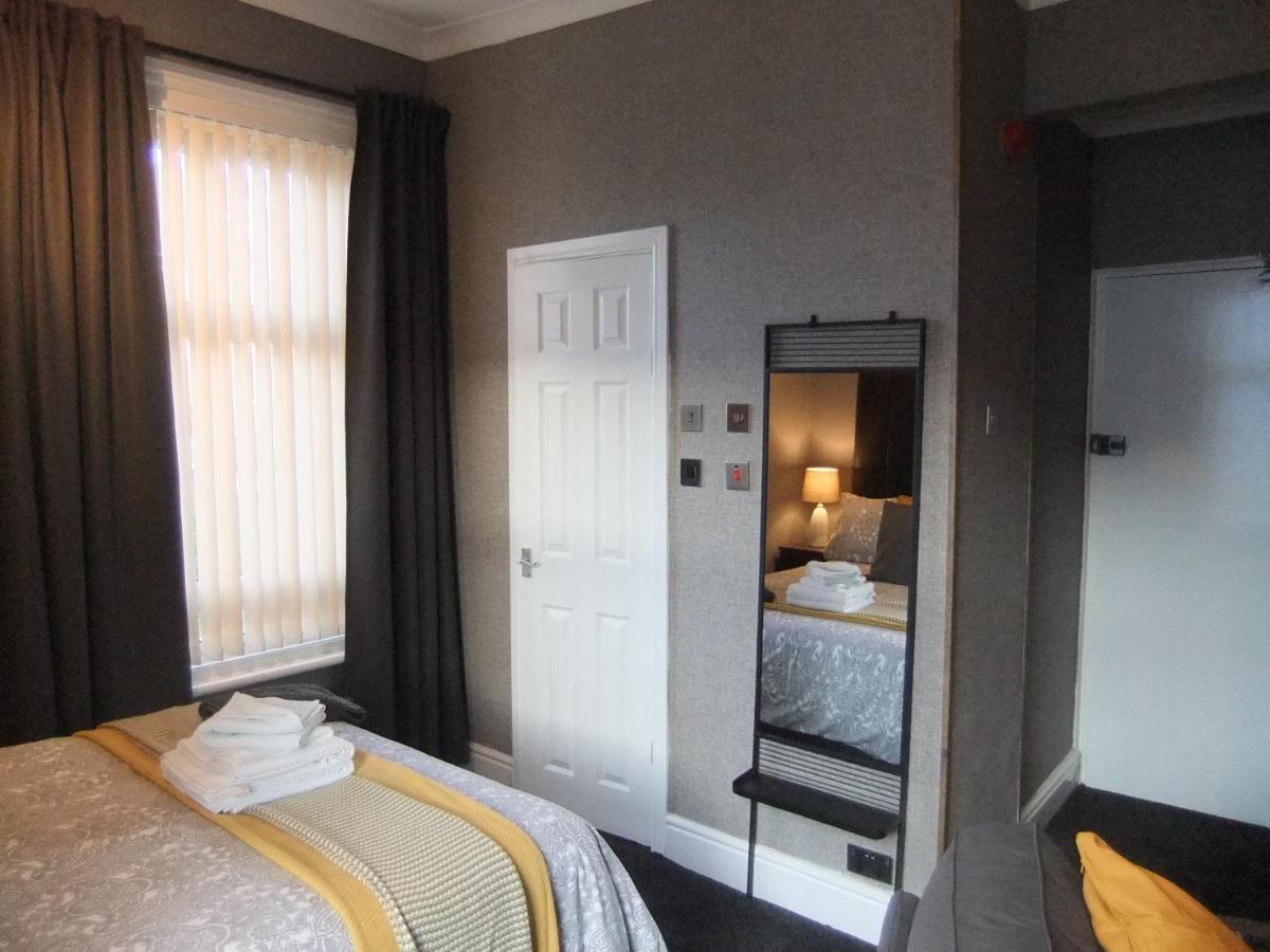 Apartamento Dewsbury House Blackpool Exterior foto