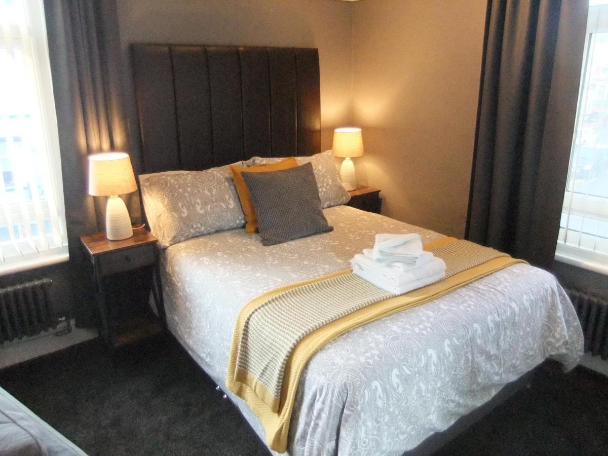 Apartamento Dewsbury House Blackpool Exterior foto